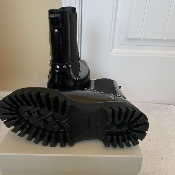 Casadei Stud-embellished platform boots - Picture 5 of 6